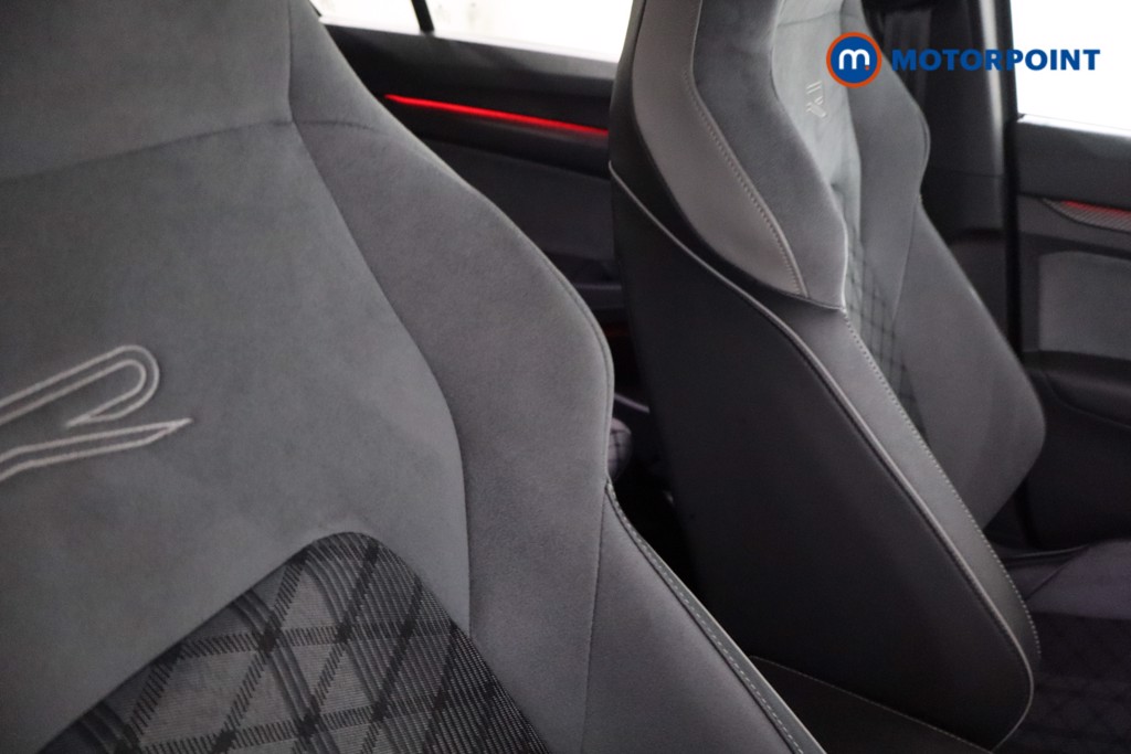 Volkswagen Golf R-Line Automatic Diesel Hatchback - Stock Number (1625791) - 26th supplementary image