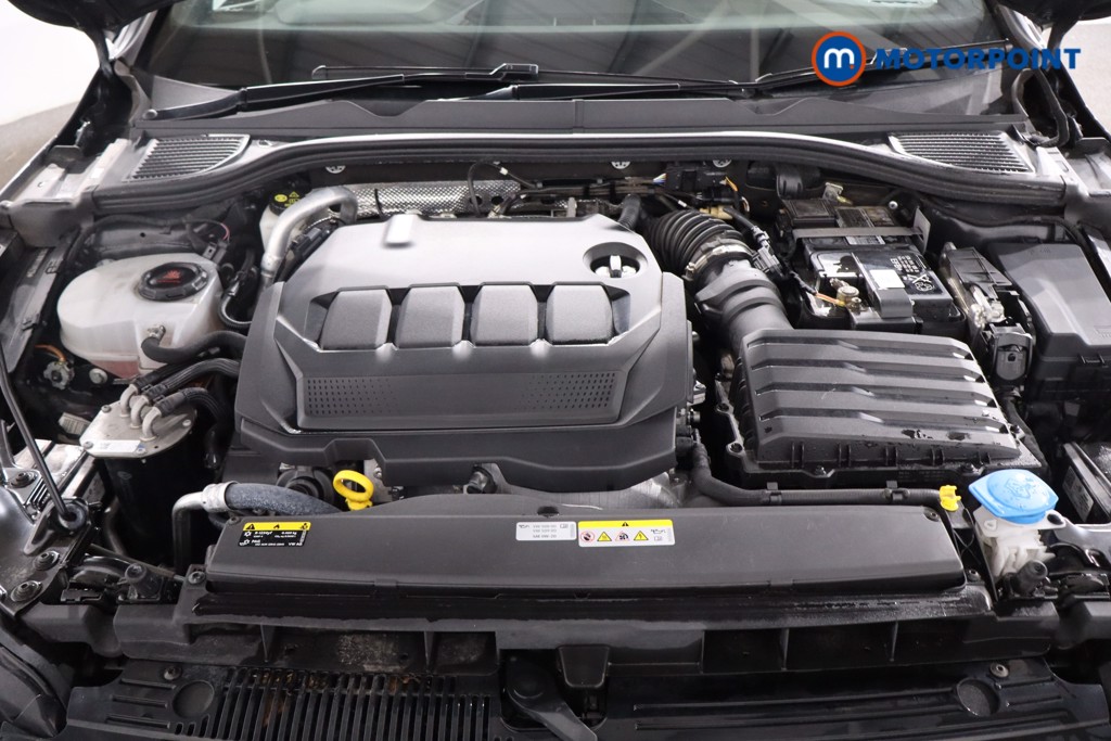 Volkswagen Golf R-Line Automatic Diesel Hatchback - Stock Number (1625791) - 39th supplementary image