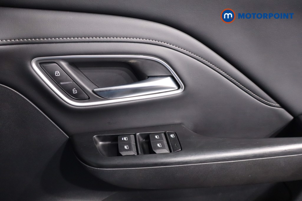 Mg Motor Uk ZS Trophy Automatic Petrol-Electric Hybrid SUV - Stock Number (1617089) - 19th supplementary image