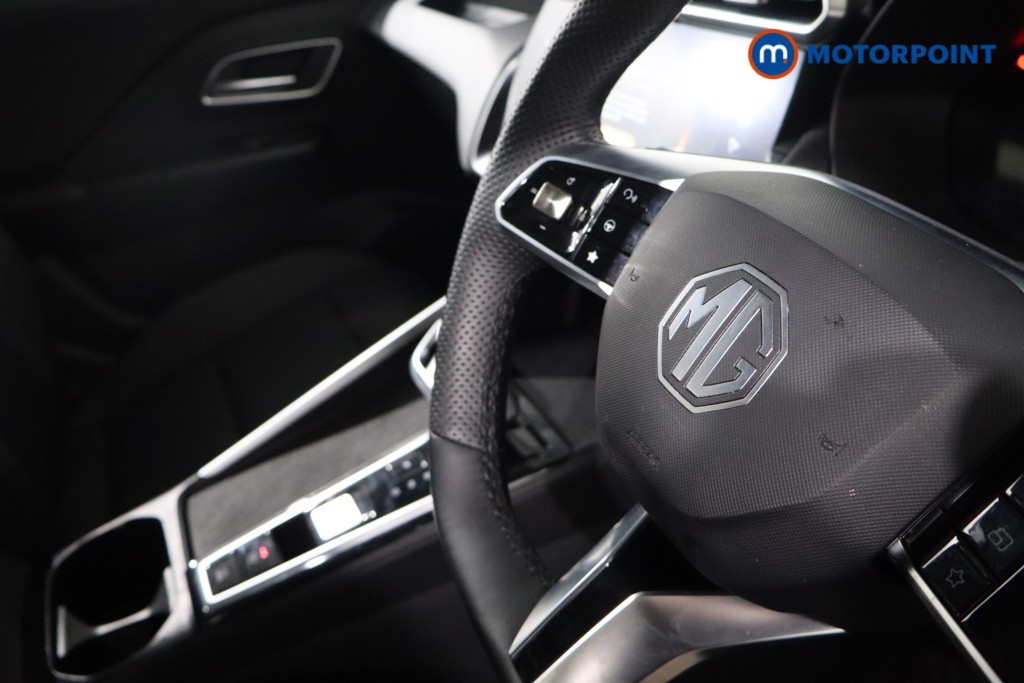 Mg Motor Uk ZS Trophy Automatic Petrol-Electric Hybrid SUV - Stock Number (1618391) - 22nd supplementary image
