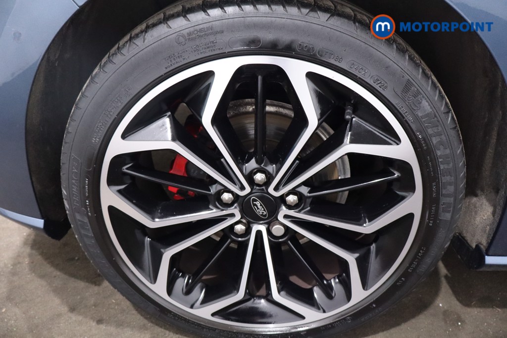 Ford Focus St-Line X Manual Petrol Hatchback - Stock Number (1619752) - 9th supplementary image