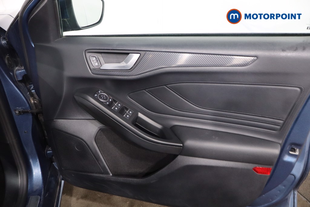 Ford Focus St-Line X Manual Petrol Hatchback - Stock Number (1619752) - 22nd supplementary image