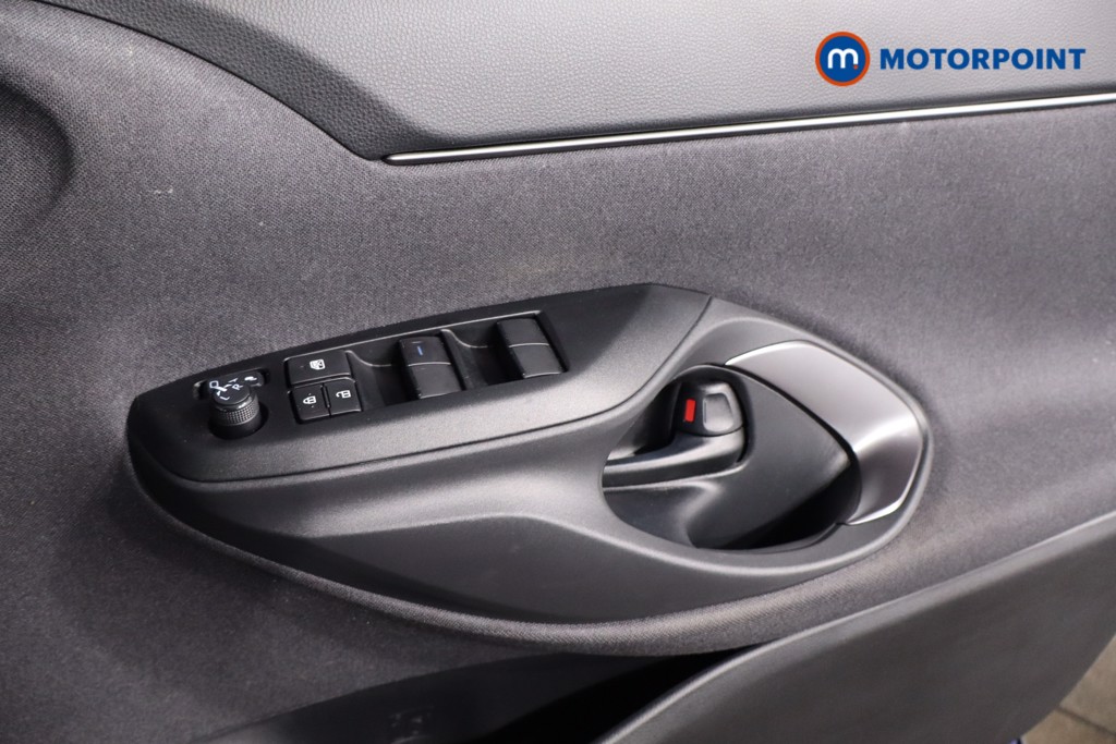 Toyota Yaris Cross Gr Sport Automatic Petrol-Electric Hybrid Estate - Stock Number (1621594) - 19th supplementary image