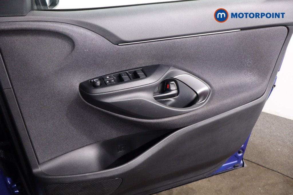 Toyota Yaris Cross Gr Sport Automatic Petrol-Electric Hybrid Estate - Stock Number (1621594) - 20th supplementary image