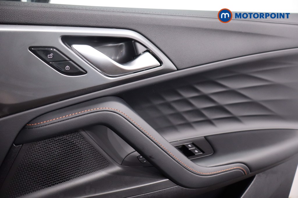 Mg Motor Uk HS SE Automatic Petrol-Electric Hybrid SUV - Stock Number (1623027) - 19th supplementary image