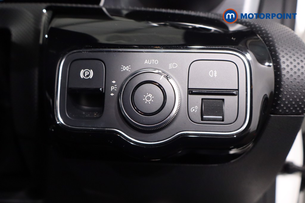 Mercedes-Benz CLA Amg Line Automatic Petrol Coupe - Stock Number (1624364) - 18th supplementary image