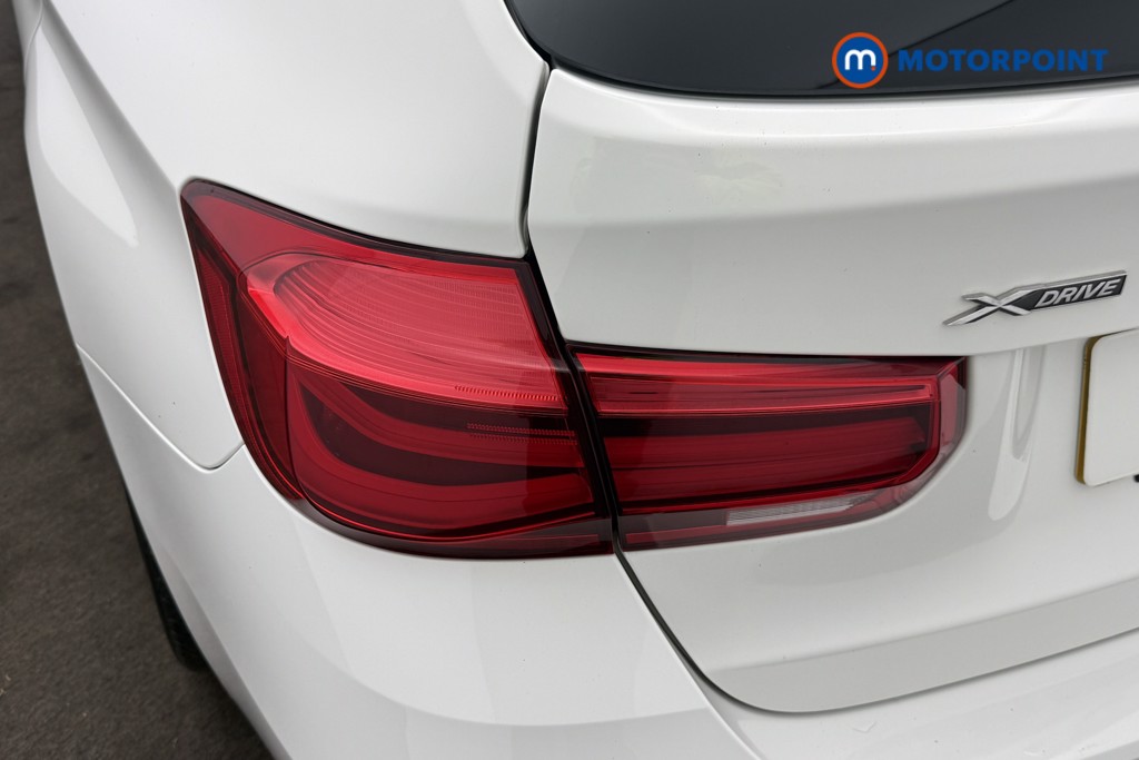 BMW 3 Series M Sport Automatic Diesel Estate - Stock Number (1607500) - 8th supplementary image