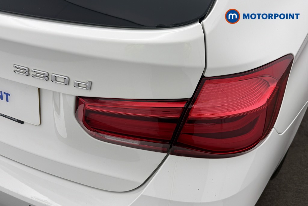 BMW 3 Series M Sport Automatic Diesel Estate - Stock Number (1607500) - 9th supplementary image