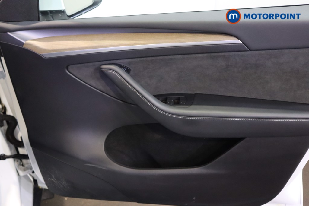 Tesla Model Y Rwd 5Dr Auto Automatic Electric SUV - Stock Number (1612122) - 13th supplementary image