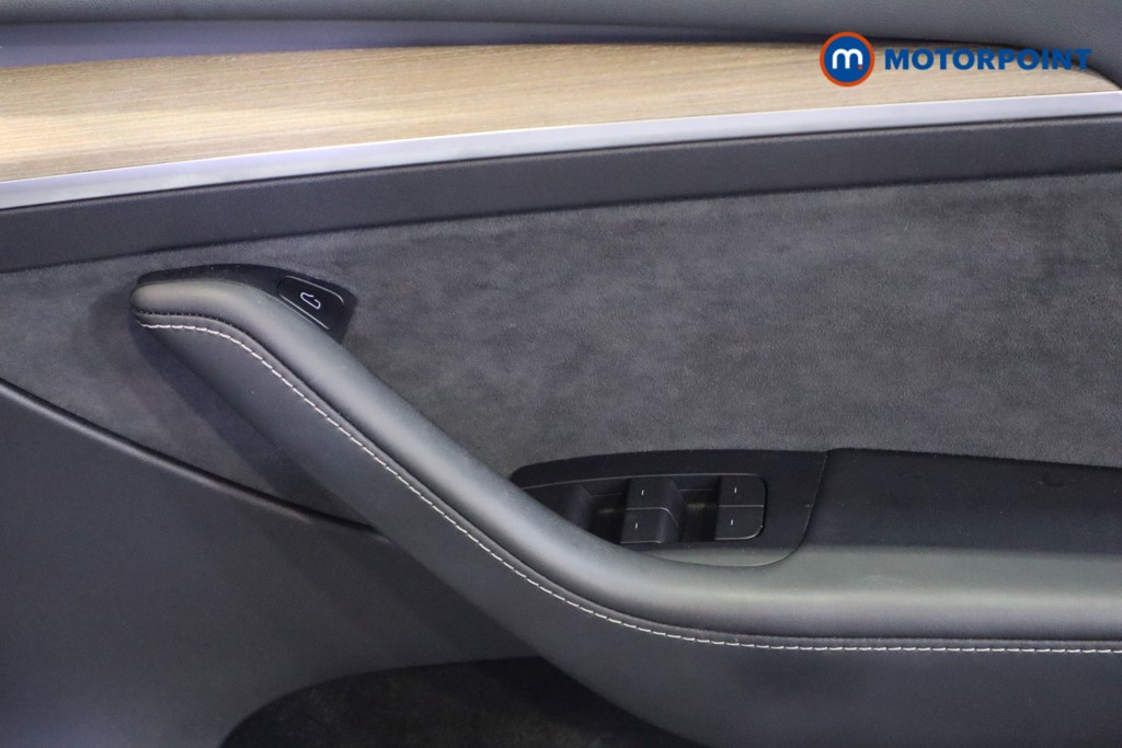 Tesla Model Y Rwd 5Dr Auto Automatic Electric SUV - Stock Number (1612122) - 14th supplementary image