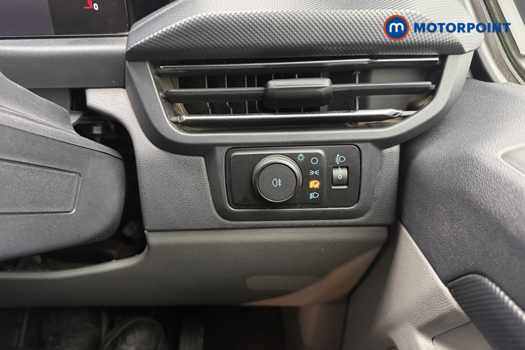 Ford Transit Custom Limited Manual Diesel Standard Roof Minibus - Stock Number (1612851) - 16th supplementary image