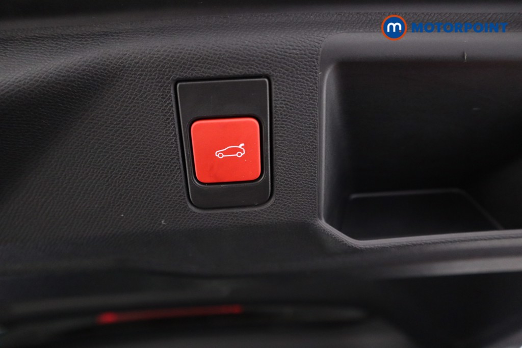 Peugeot 5008 GT Automatic Petrol SUV - Stock Number (1613666) - 25th supplementary image