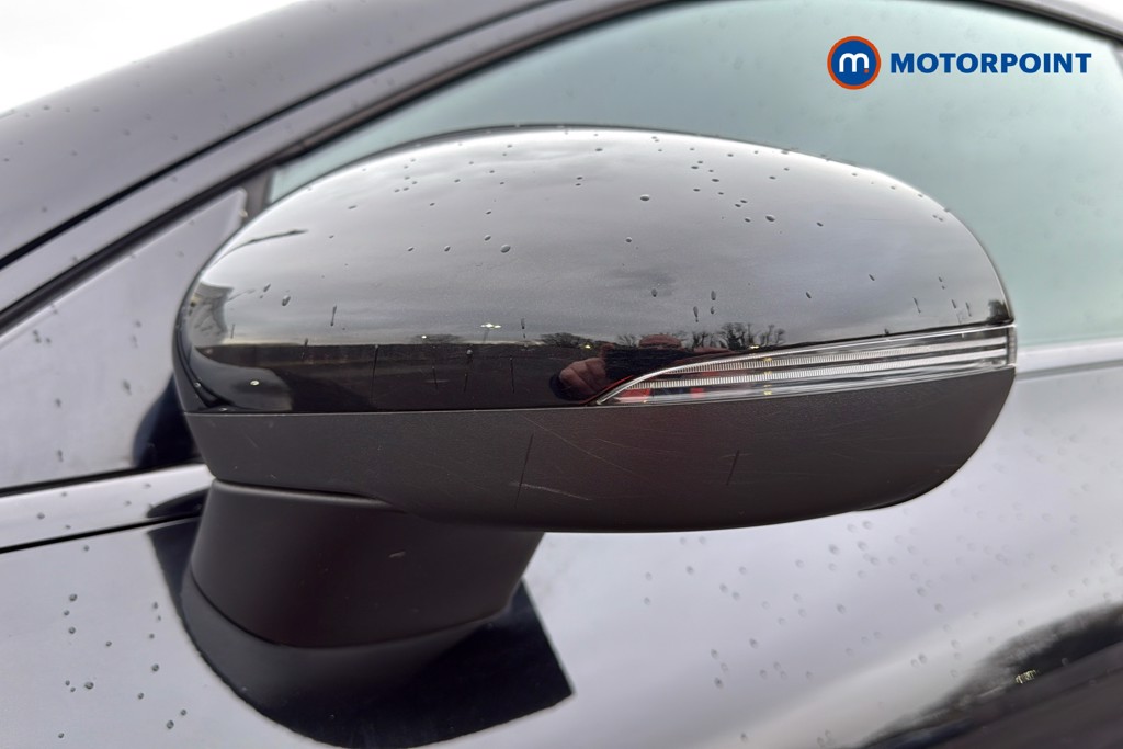 Mercedes-Benz CLA Amg Line Automatic Petrol Coupe - Stock Number (1613944) - 43rd supplementary image