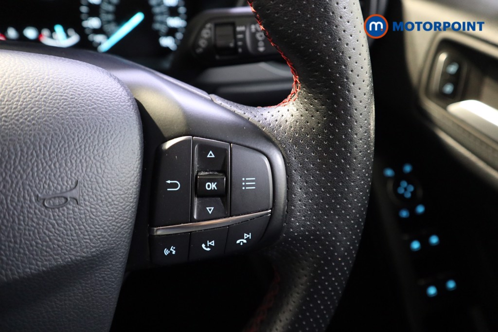 Ford Focus St-Line X Manual Petrol Hatchback - Stock Number (1614755) - 4th supplementary image