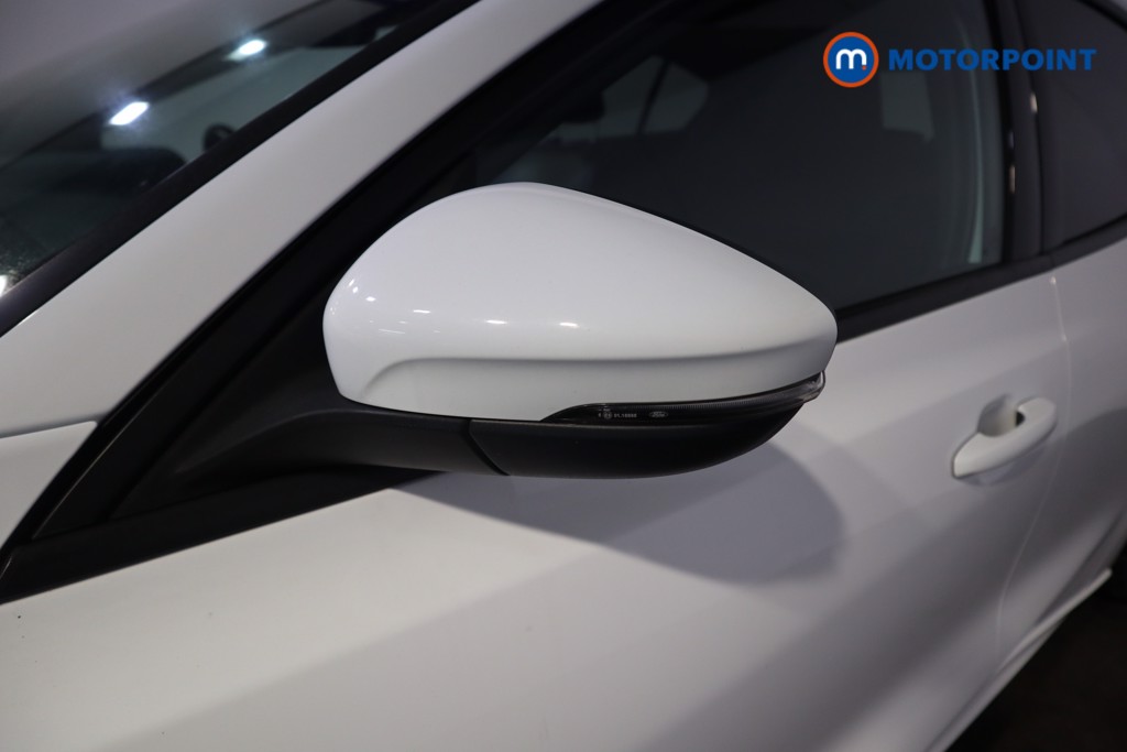 Ford Focus St-Line X Manual Petrol Hatchback - Stock Number (1614755) - 35th supplementary image