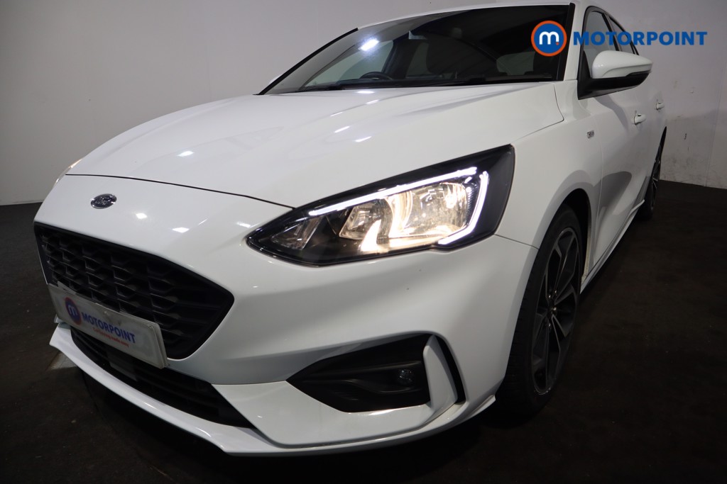 Ford Focus St-Line X Manual Petrol Hatchback - Stock Number (1614755) - 38th supplementary image