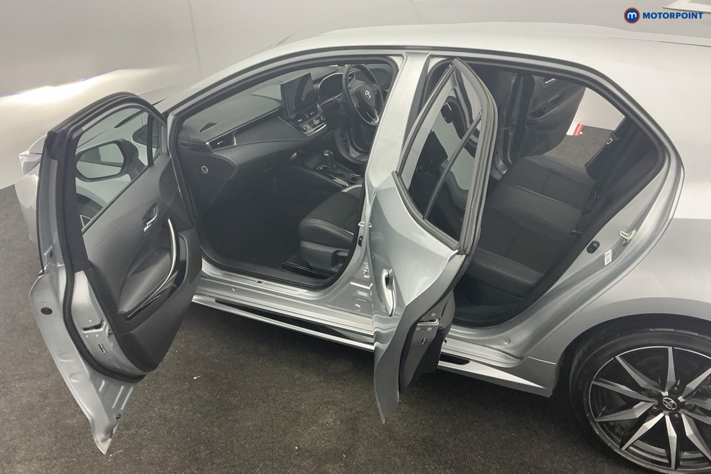 Toyota Corolla Gr Sport Automatic Petrol-Electric Hybrid Hatchback - Stock Number (1615139) - 5th supplementary image