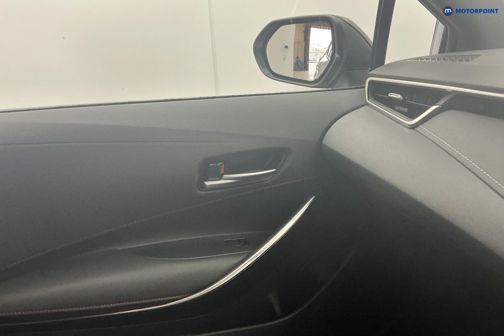 Toyota Corolla Gr Sport Automatic Petrol-Electric Hybrid Hatchback - Stock Number (1615139) - 21st supplementary image