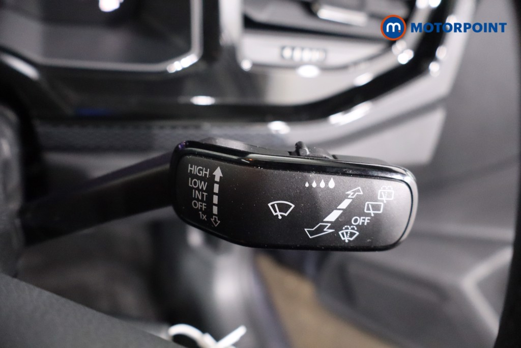 Volkswagen Polo Life Manual Petrol Hatchback - Stock Number (1615217) - 15th supplementary image