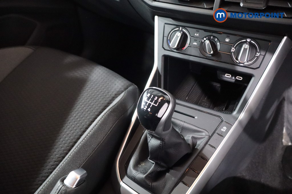 Volkswagen Polo Life Manual Petrol Hatchback - Stock Number (1615217) - 21st supplementary image
