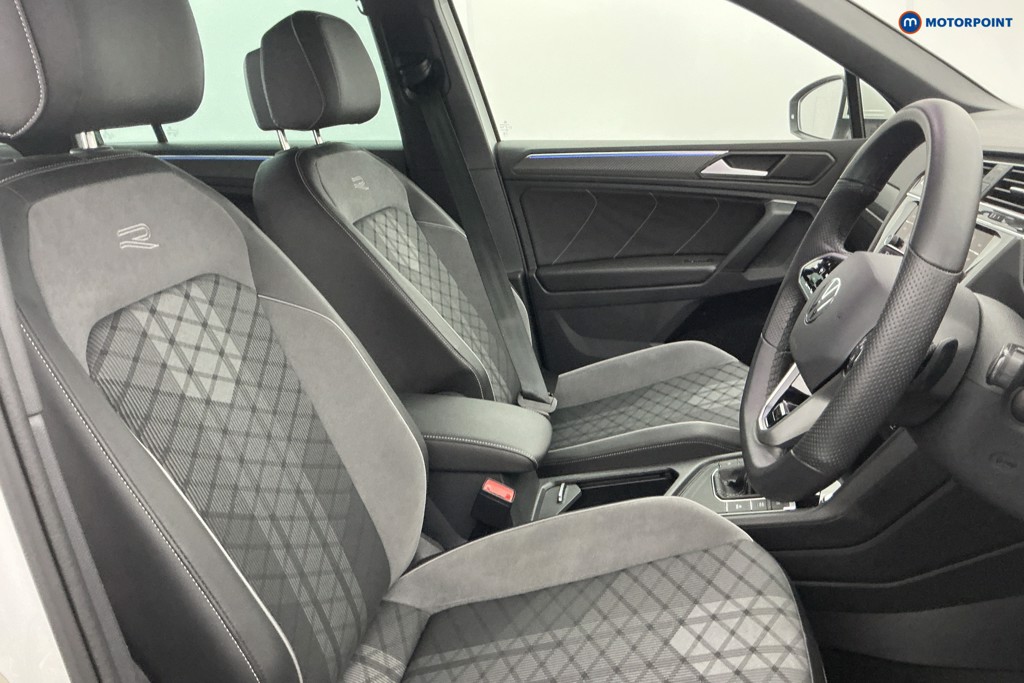 Volkswagen Tiguan R-Line Automatic Petrol Plug-In Hybrid SUV - Stock Number (1615702) - 8th supplementary image
