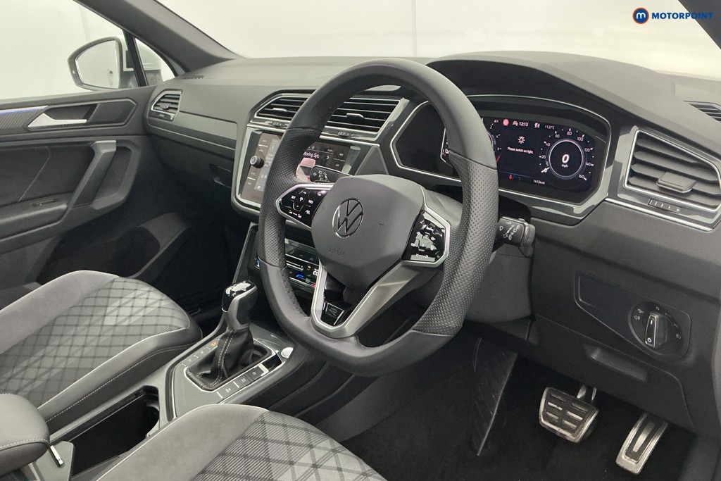 Volkswagen Tiguan R-Line Automatic Petrol Plug-In Hybrid SUV - Stock Number (1615702) - 10th supplementary image