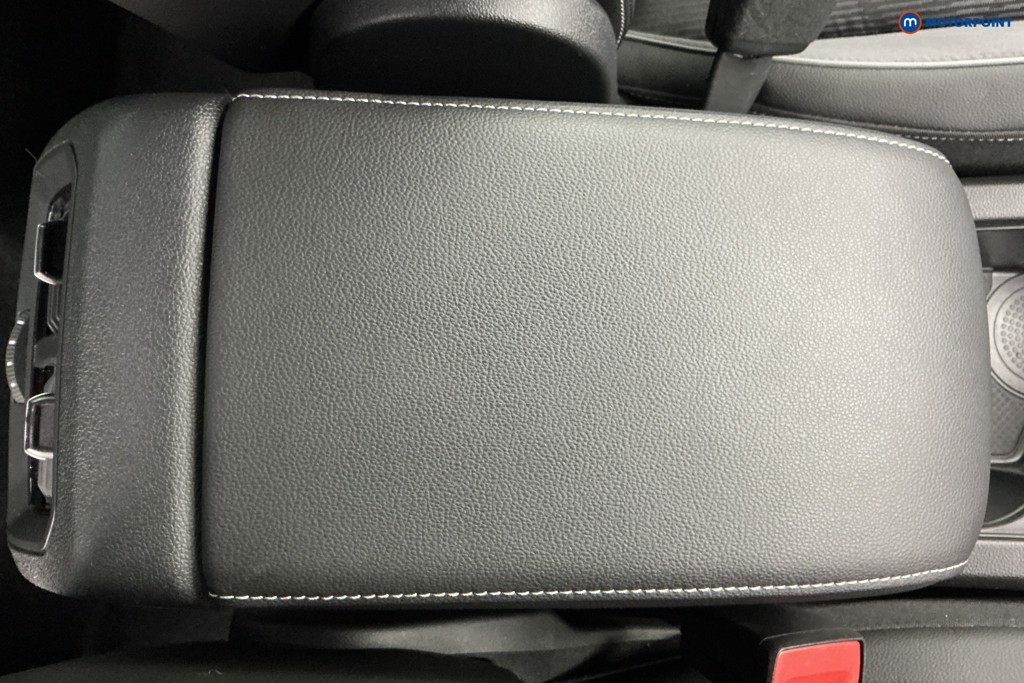 Volkswagen Tiguan R-Line Automatic Petrol Plug-In Hybrid SUV - Stock Number (1615702) - 16th supplementary image