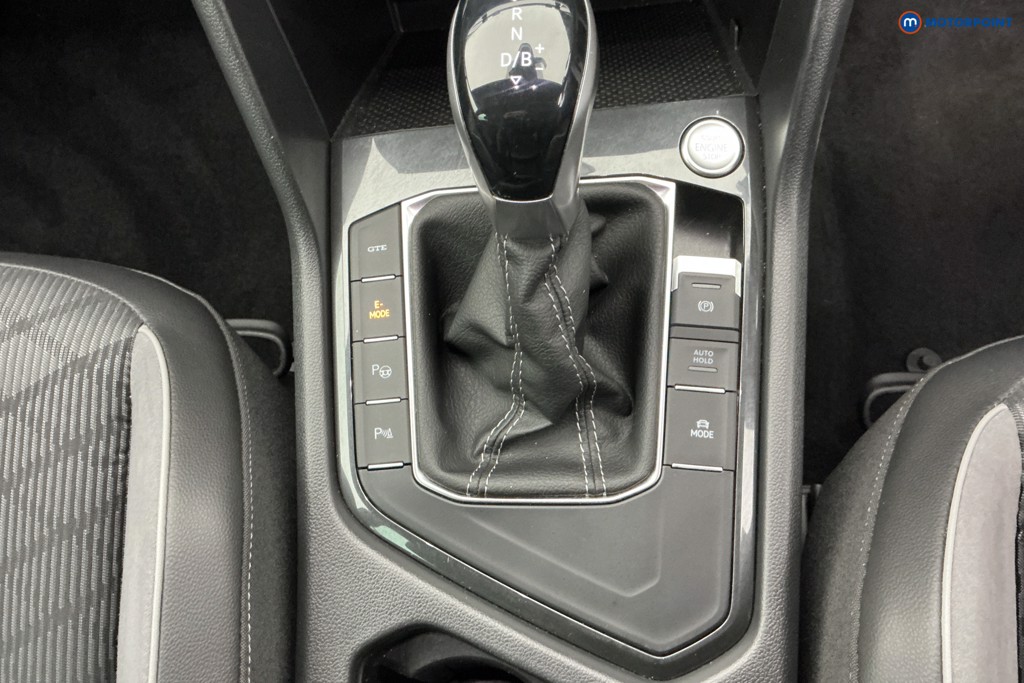Volkswagen Tiguan R-Line Automatic Petrol Plug-In Hybrid SUV - Stock Number (1615702) - 18th supplementary image
