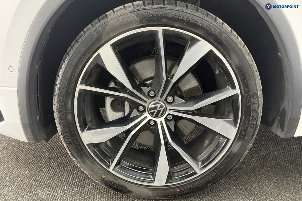 Volkswagen Tiguan R-Line Automatic Petrol Plug-In Hybrid SUV - Stock Number (1615702) - 36th supplementary image