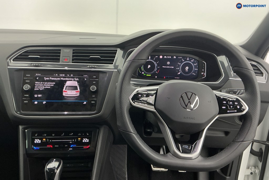 Volkswagen Tiguan R-Line Automatic Petrol Plug-In Hybrid SUV - Stock Number (1615702) - 1st supplementary image