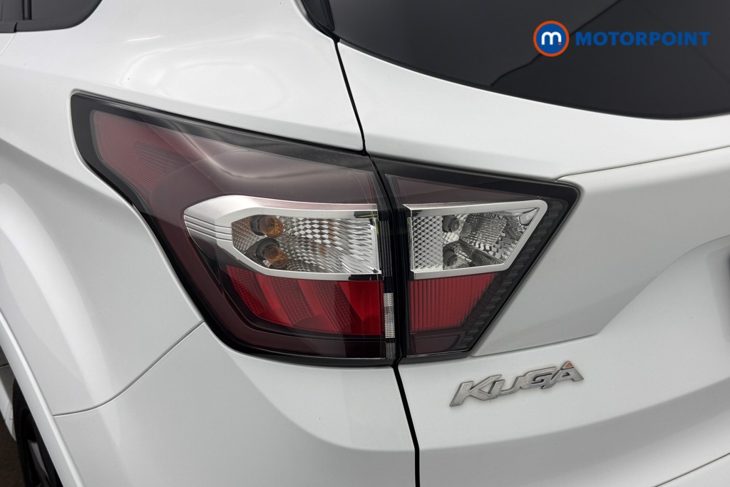 Ford Kuga St-Line Manual Petrol SUV - Stock Number (1615798) - 8th supplementary image