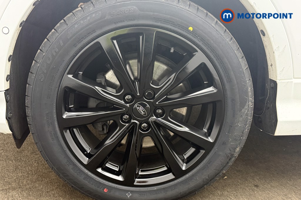 Ford Kuga St-Line Manual Petrol SUV - Stock Number (1615798) - 1st supplementary image