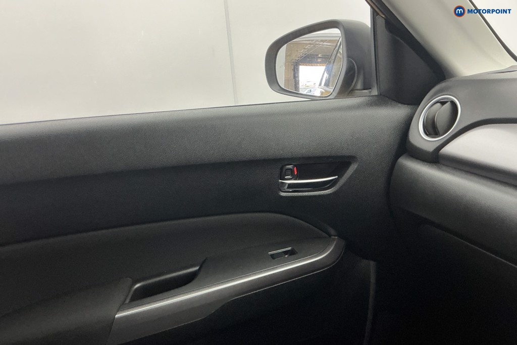 Suzuki Vitara Sz-T Manual Petrol SUV - Stock Number (1616205) - 20th supplementary image