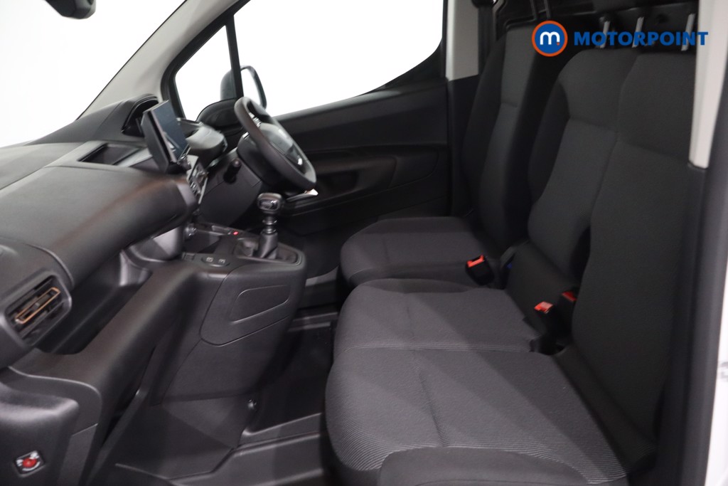 Peugeot Partner Professional Plus Manual Diesel Panel Van - Stock Number (1616382) - 4th supplementary image