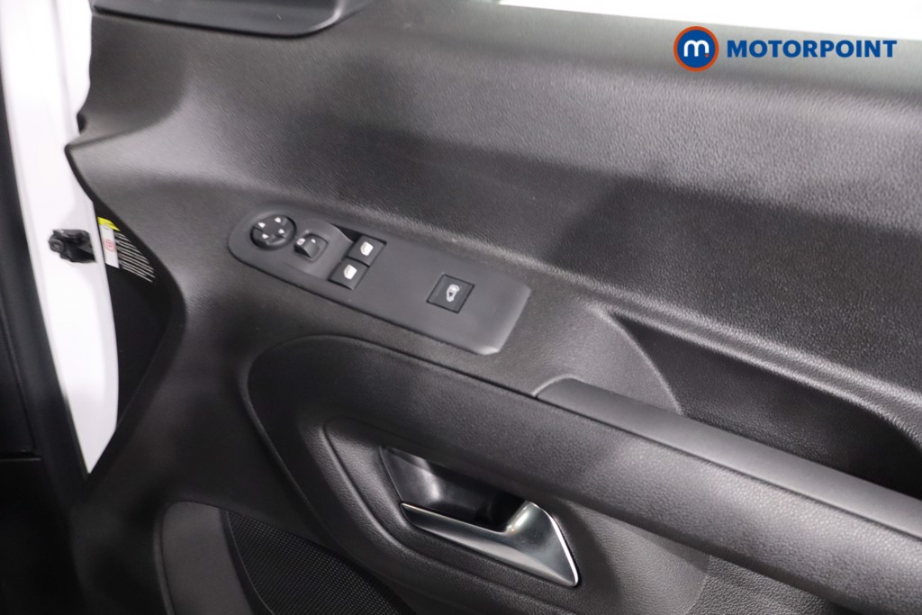 Peugeot Partner Professional Plus Manual Diesel Panel Van - Stock Number (1616382) - 25th supplementary image