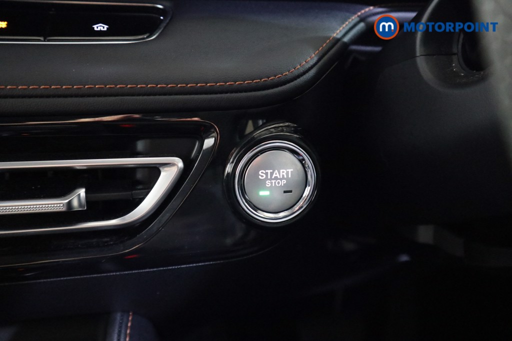 Mg Motor Uk HS SE Automatic Petrol-Electric Hybrid SUV - Stock Number (1616667) - 8th supplementary image