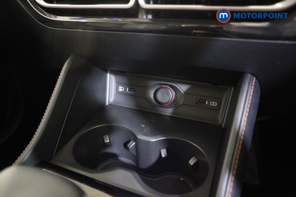 Mg Motor Uk HS SE Automatic Petrol-Electric Hybrid SUV - Stock Number (1616667) - 9th supplementary image