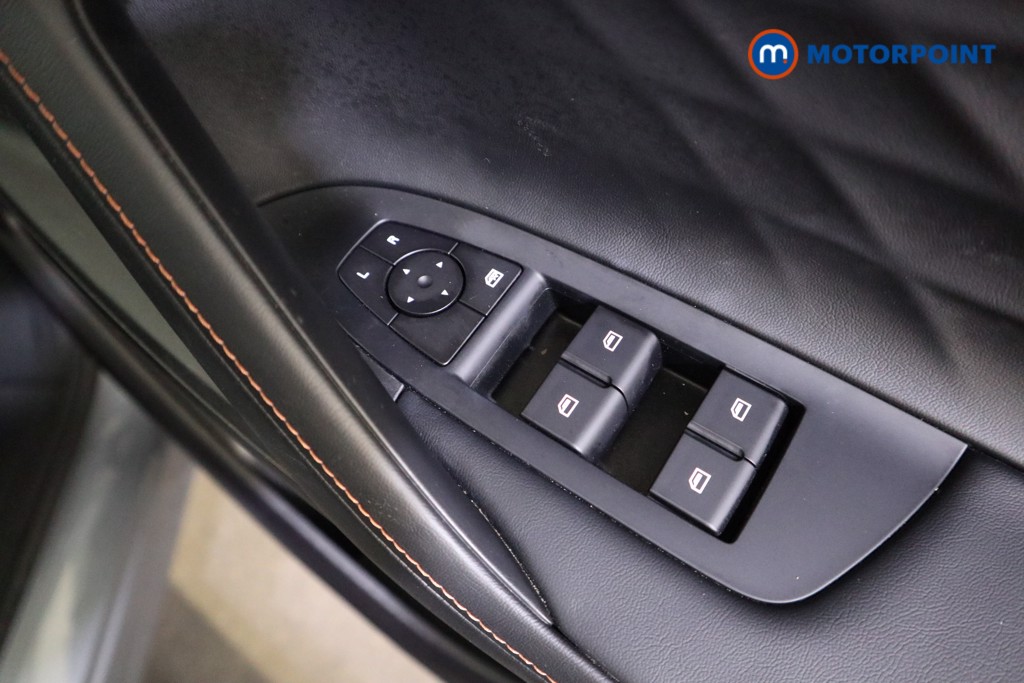 Mg Motor Uk HS SE Automatic Petrol-Electric Hybrid SUV - Stock Number (1616667) - 14th supplementary image