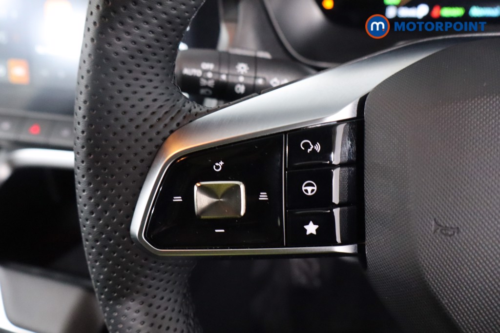 Mg Motor Uk ZS Trophy Automatic Petrol-Electric Hybrid SUV - Stock Number (1617055) - 7th supplementary image