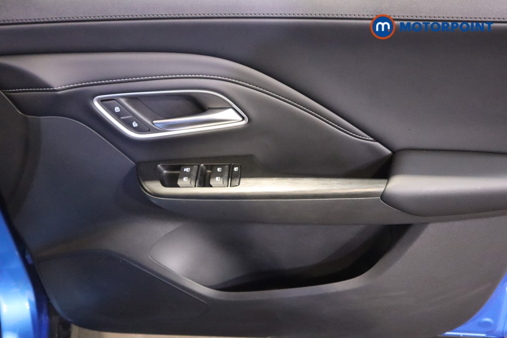 Mg Motor Uk ZS Trophy Automatic Petrol-Electric Hybrid SUV - Stock Number (1617102) - 13th supplementary image