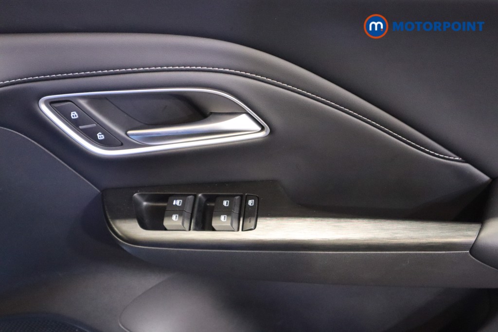 Mg Motor Uk ZS Trophy Automatic Petrol-Electric Hybrid SUV - Stock Number (1617102) - 14th supplementary image