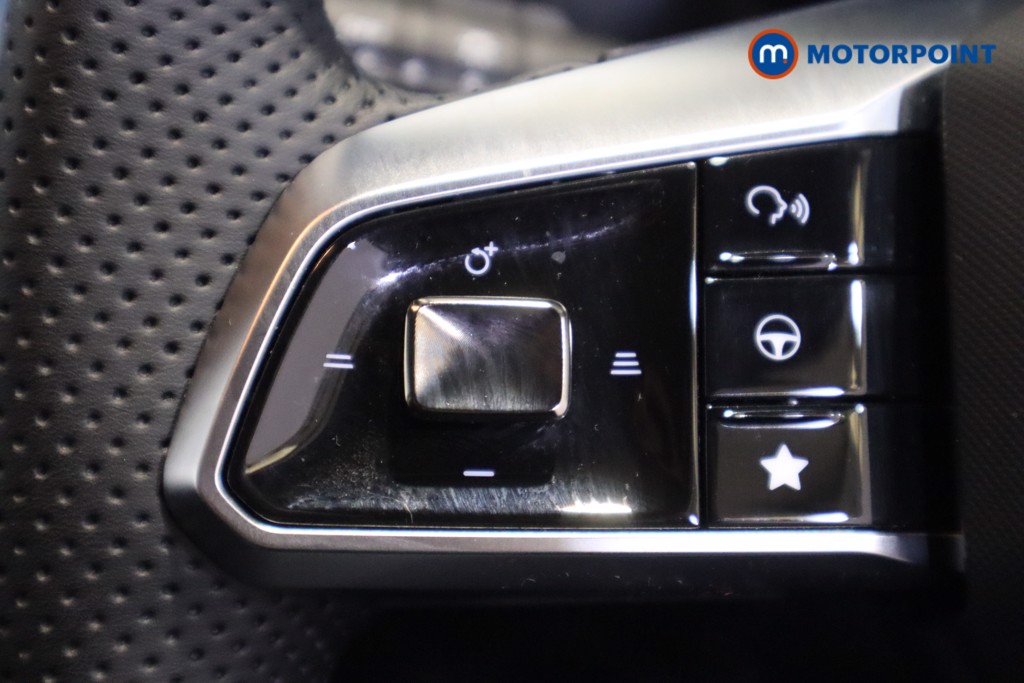 Mg Motor Uk ZS Trophy Automatic Petrol-Electric Hybrid SUV - Stock Number (1617102) - 19th supplementary image