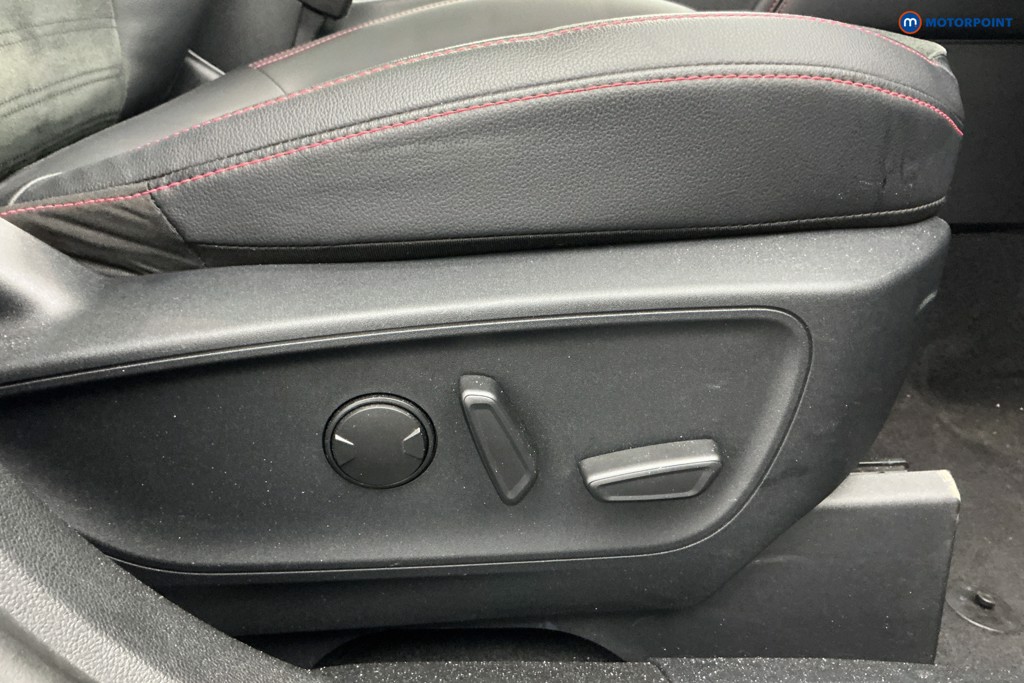 Ford Kuga Graphite Tech Edition Automatic Petrol-Electric Hybrid SUV - Stock Number (1617235) - 26th supplementary image