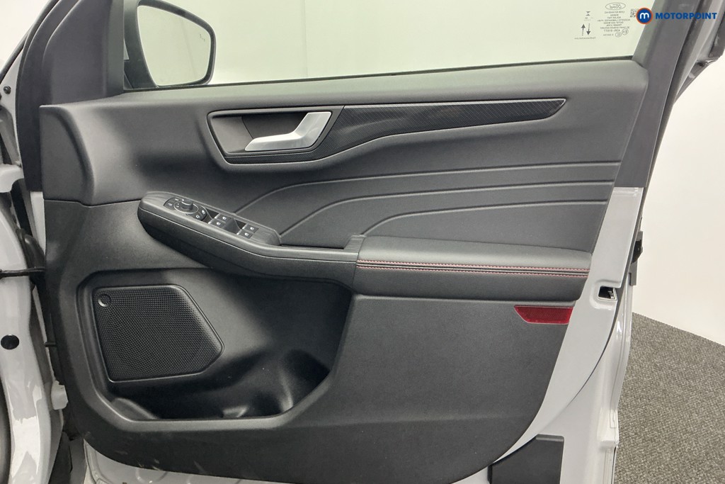 Ford Kuga Graphite Tech Edition Automatic Petrol-Electric Hybrid SUV - Stock Number (1617235) - 27th supplementary image