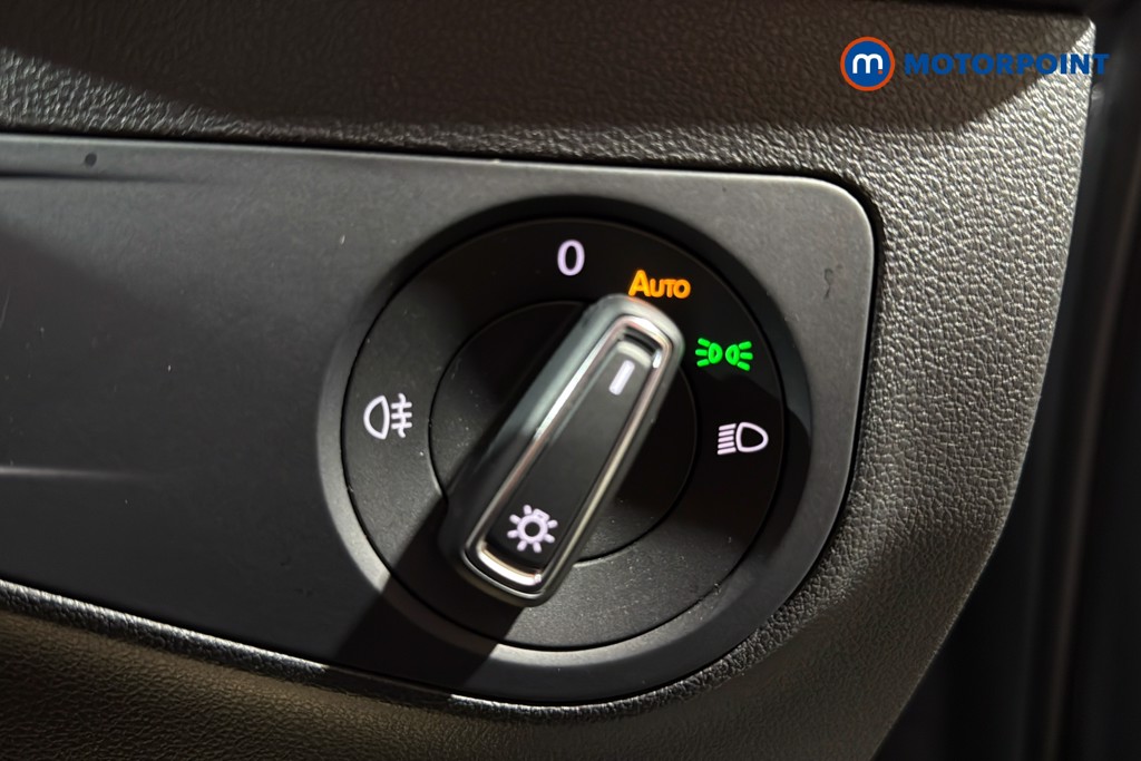 Volkswagen Tiguan Life Manual Petrol SUV - Stock Number (1617339) - 18th supplementary image
