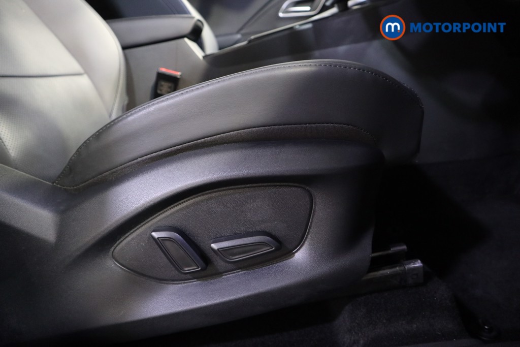 Mg Motor Uk ZS Trophy Automatic Petrol-Electric Hybrid SUV - Stock Number (1617867) - 15th supplementary image