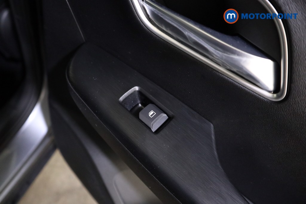 Mg Motor Uk ZS Trophy Automatic Petrol-Electric Hybrid SUV - Stock Number (1617867) - 20th supplementary image