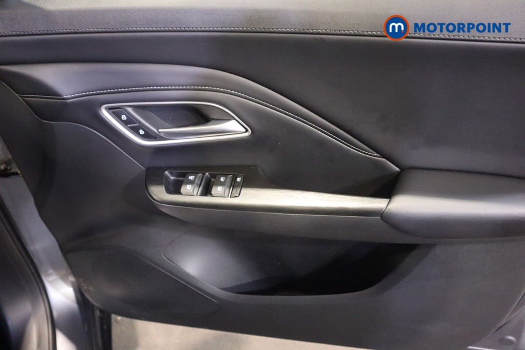 Mg Motor Uk ZS Trophy Automatic Petrol-Electric Hybrid SUV - Stock Number (1617886) - 13th supplementary image