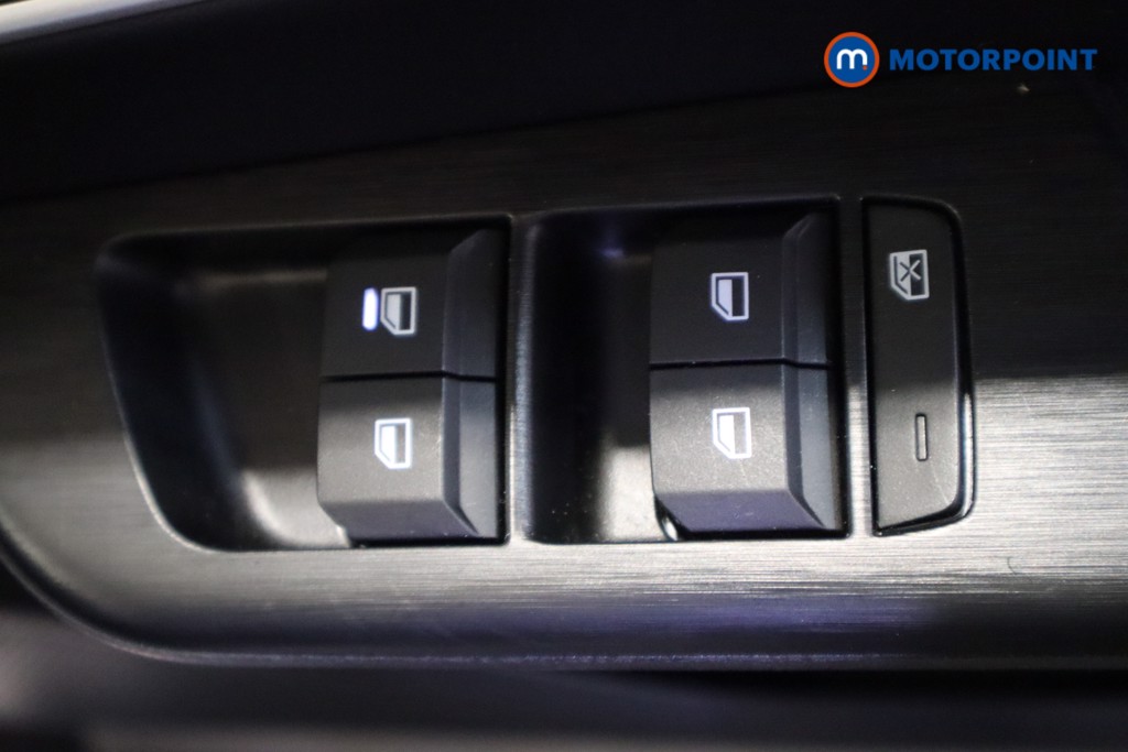 Mg Motor Uk ZS Trophy Automatic Petrol-Electric Hybrid SUV - Stock Number (1617886) - 15th supplementary image