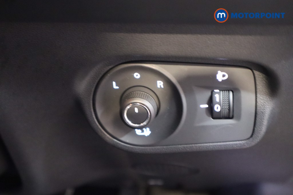 Mg Motor Uk ZS Trophy Automatic Petrol-Electric Hybrid SUV - Stock Number (1617886) - 16th supplementary image